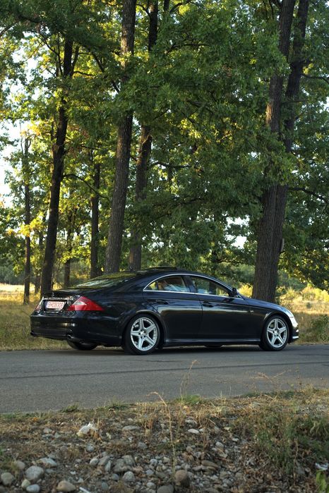 Dezmembrez Mercedes CLS320CDI W219, pachet AMG, capota, aripa, stop