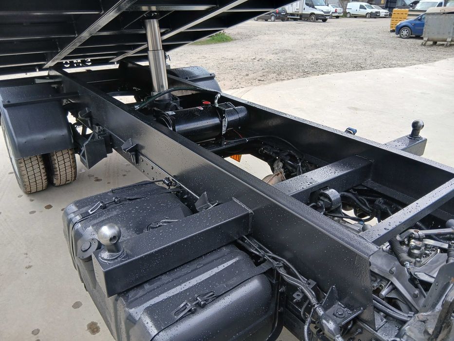basculantade vanzare nissan cabstar mercedes iveco 0761 686193