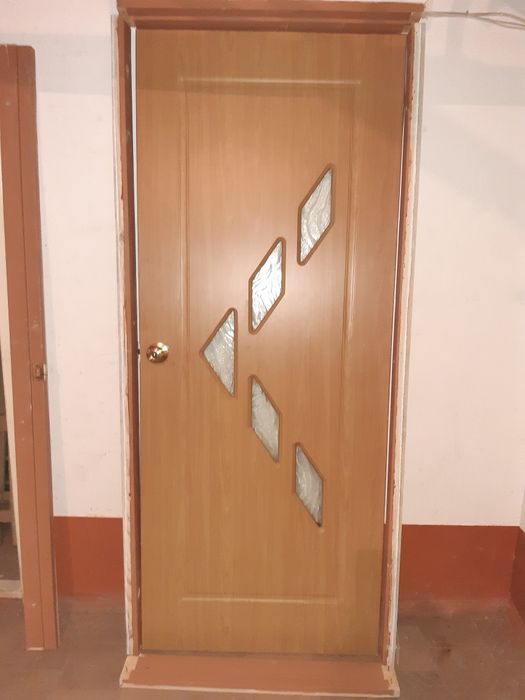 Продам деревянные двери, межкомнатные