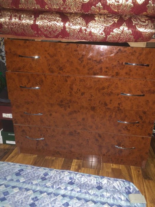 Продается шкаф в хорошем состоянии