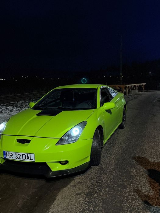 Toyota celica vand sau schimb cu hala metalica