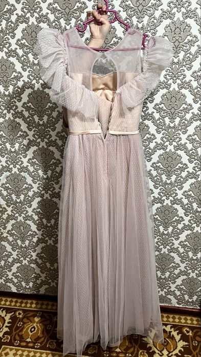 Продается платья