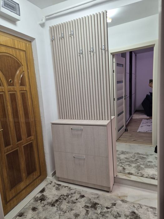 Garsonieră renovată complet în 2025, centrală nouă, 2 parcări – Bd. Dacia