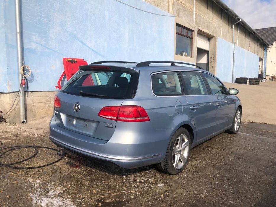Dezmembrez piese Volkswagen Passat B7