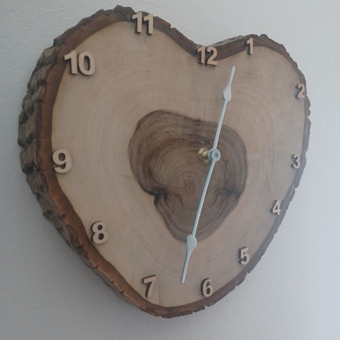 Ceas din lemn de nuc diametru 32cm