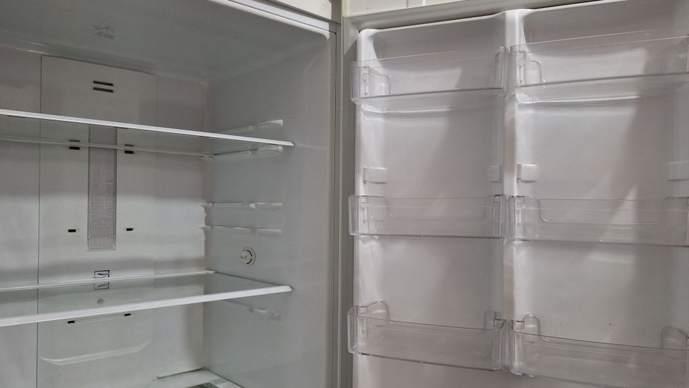 Холодильник-2м-25см