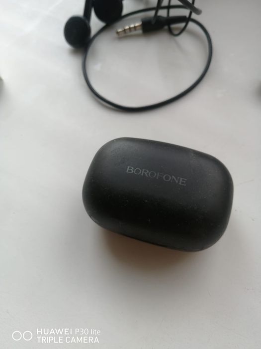 Наушники проводные