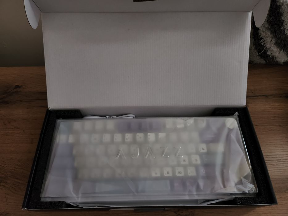 Продаётся Ajazz AK820 Pro