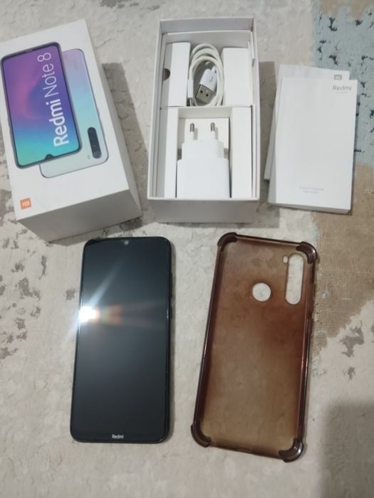 Продам смартфон Xiaomi Redmi Note 8
