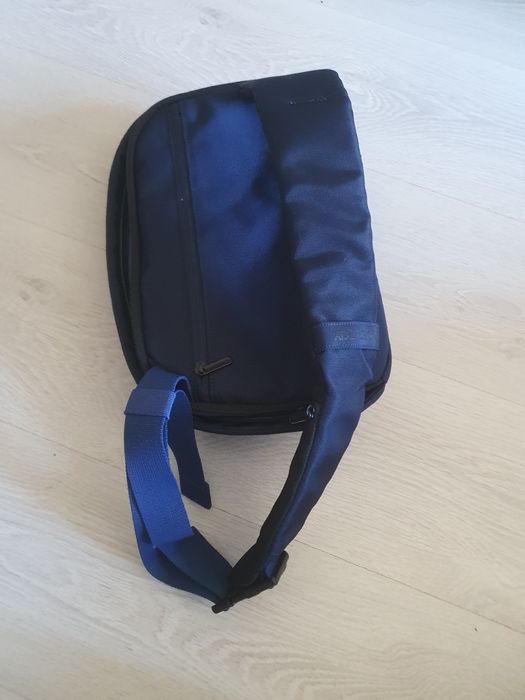 Rucsac geanta tableta boddy crossbody  xd design