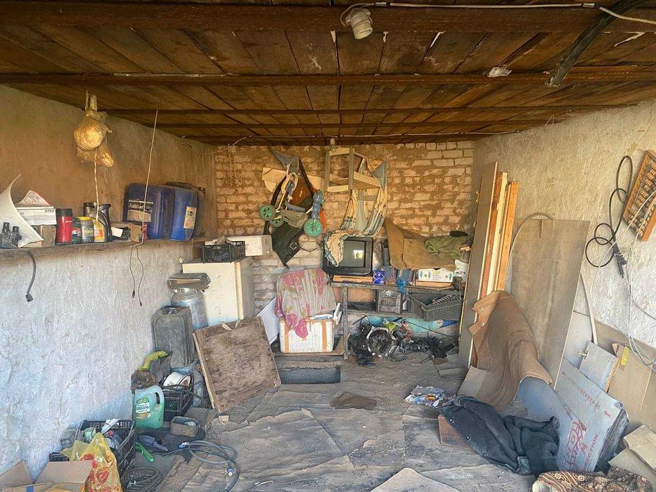 Продам Гараж в кооперативе Космос