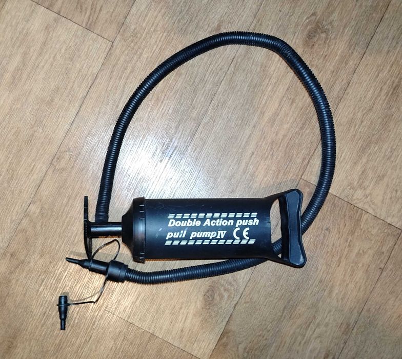 Насос для надувного матраса. Подробно в описании.