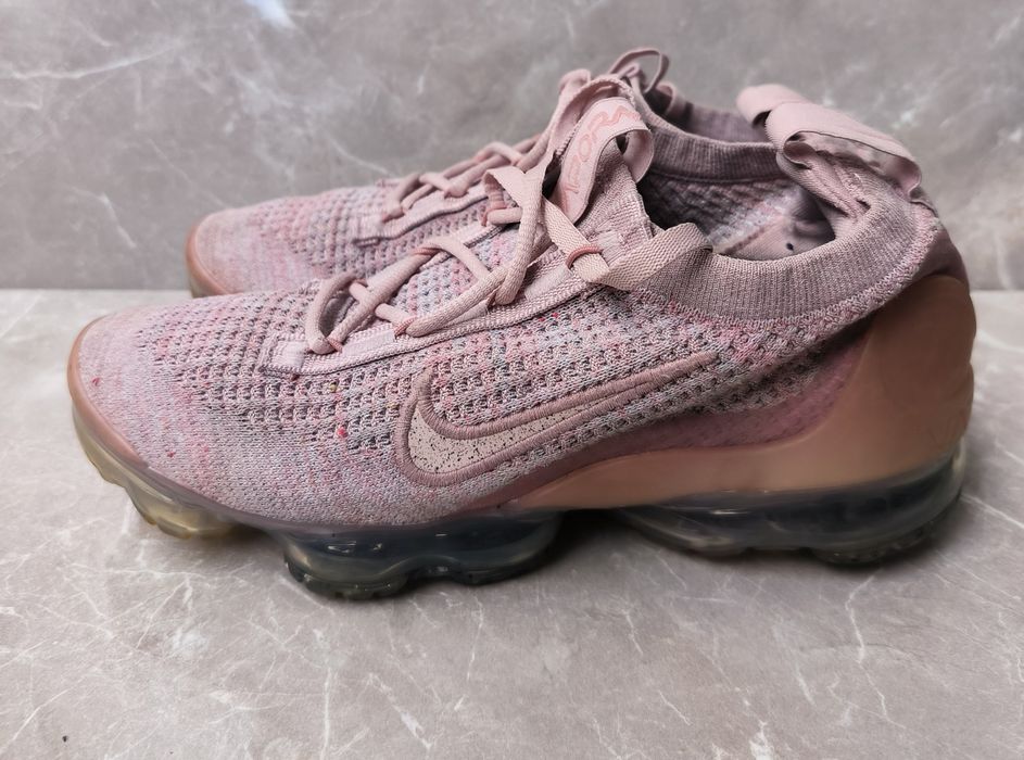 Дамски маратонки Nike Air Vapormax  номер 37,5