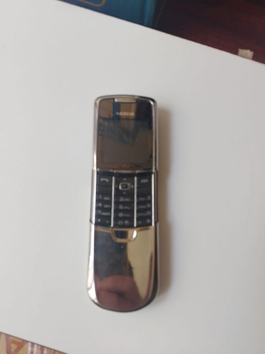 ПродамNokia 8800