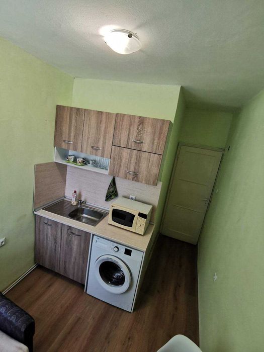 Дава се под наем Едностаен апартамент в Бургас, Лазур - 40 кв.м за 153 € - Снимка #3