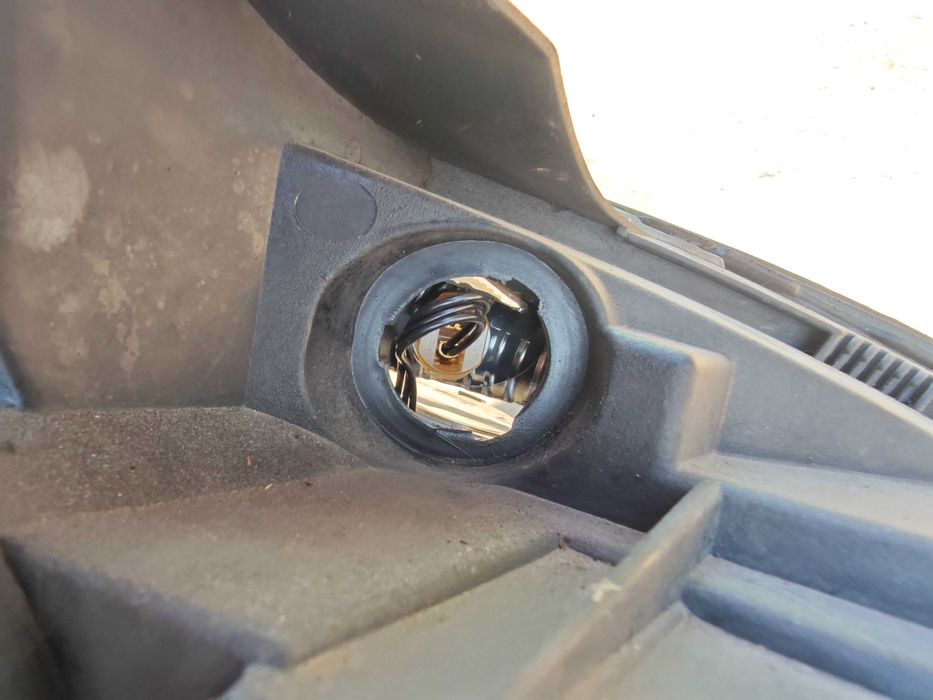 Фар фарове ляв десен Mercedes W204 C class