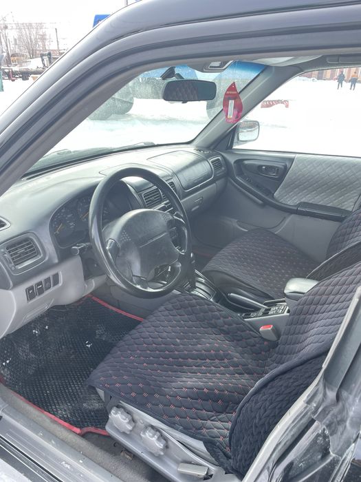 Продаю субару форестер