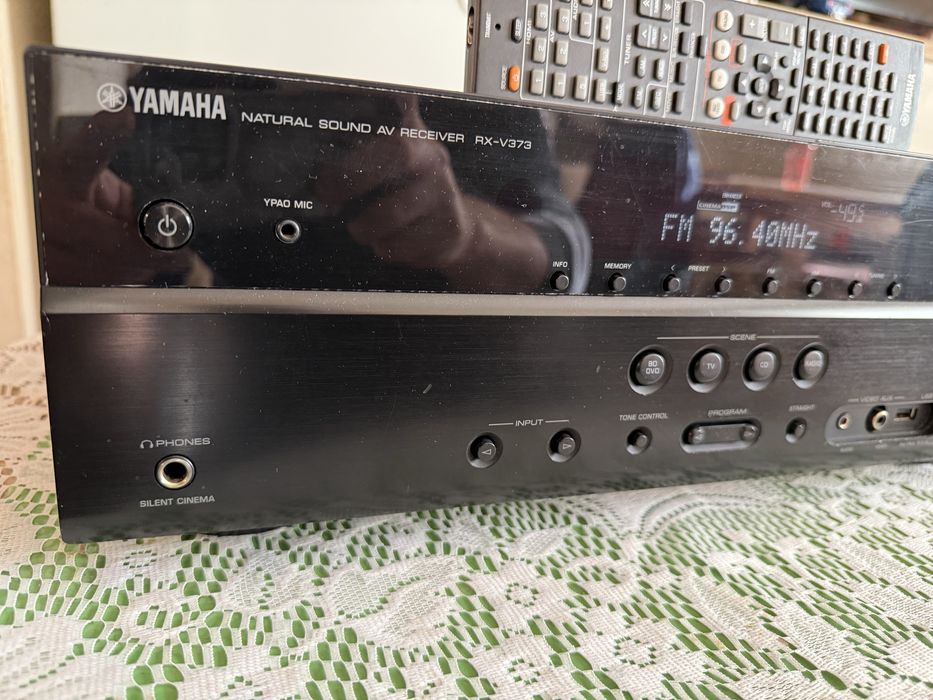 Yamaha RX-V373  resiver