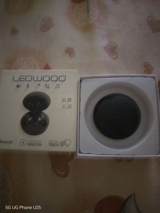 Продавам слушалки