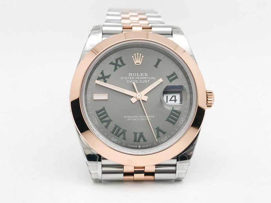 Rolex Datejust 41mm Rose Gold Smooth Bezel Grey Roman Dial Jubilee — реални снимки