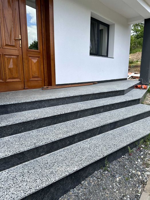 Marmura si Granit pentru scari exterioare