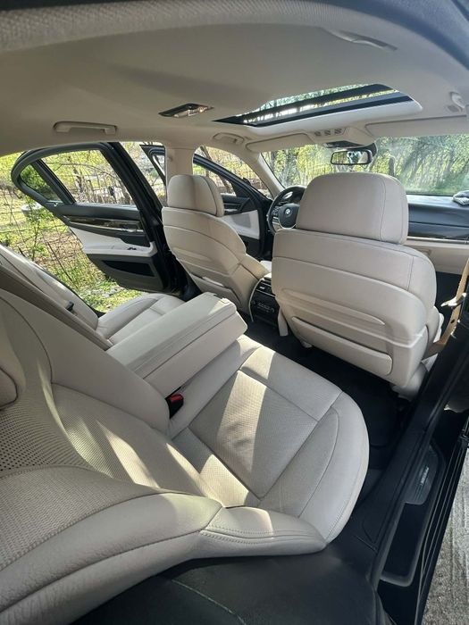 Vand bmw seria 7 730d