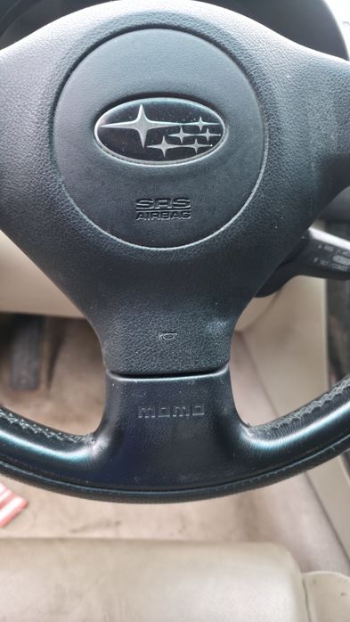 Волан MOMO Subaru Legacy/Outback 2005