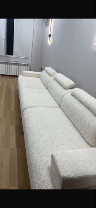 Диван продаю срочно