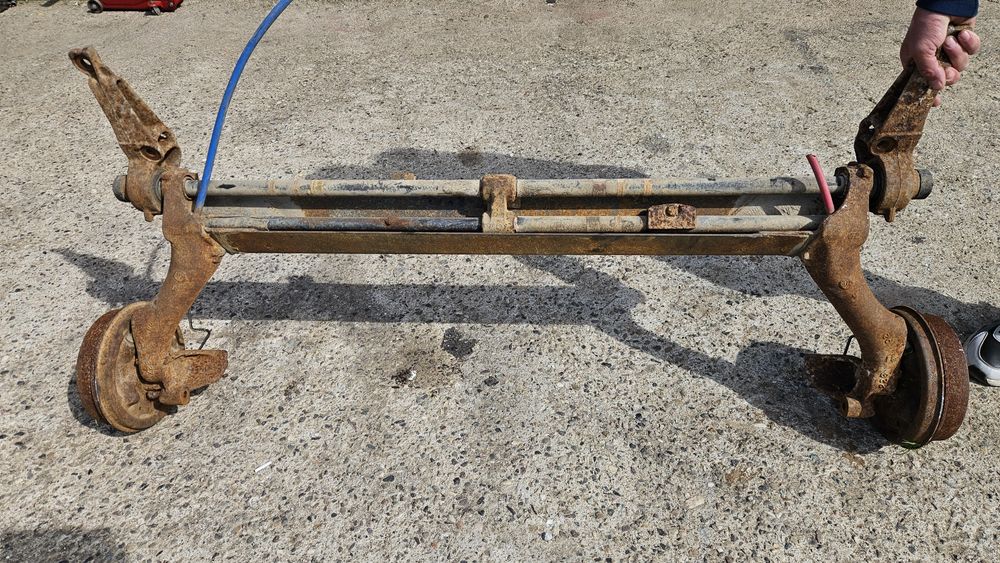 Заден мост(торсион)за Рено Канго 1997-2007г.