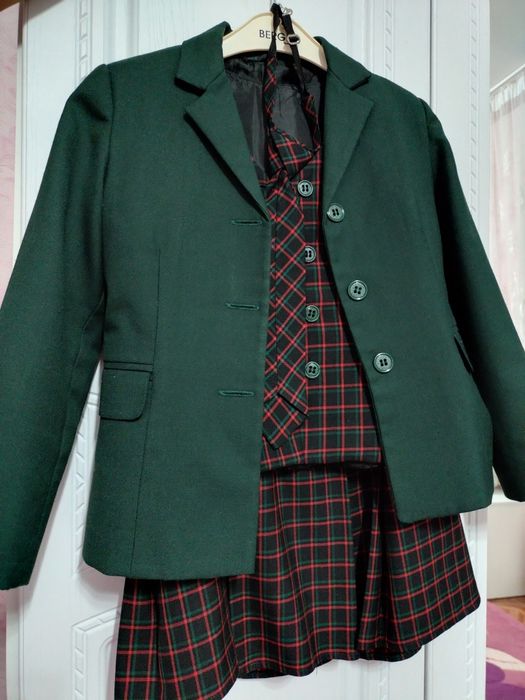 Школьная форма, Клетка