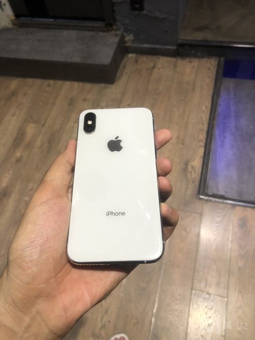 iPhone xs oq 64 GB