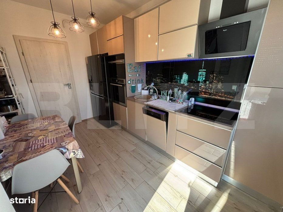 Apartament ultrafinisat cu 4 camere, tip penthouse, zona Billa