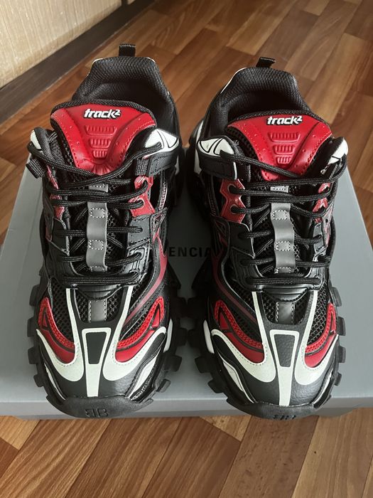 Balenciaga track 2