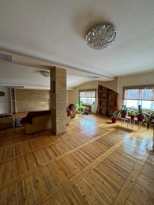 Продается участок 3-сот в центре города Парк тельмана