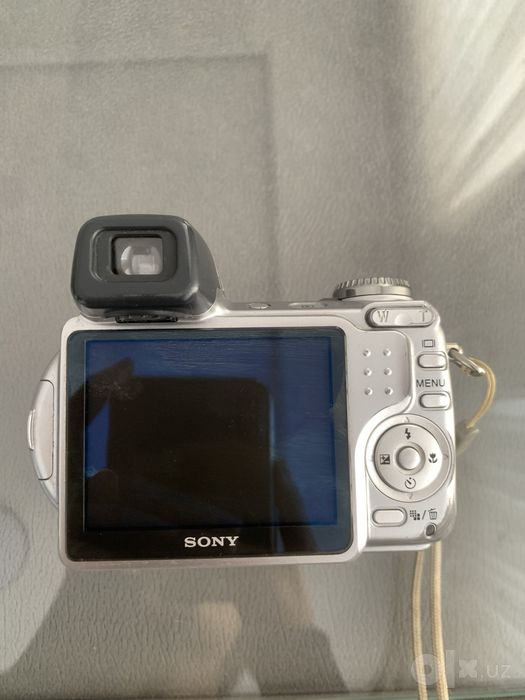 Цифровой фотоаппарат Sony Cyber-shot DSC-H5