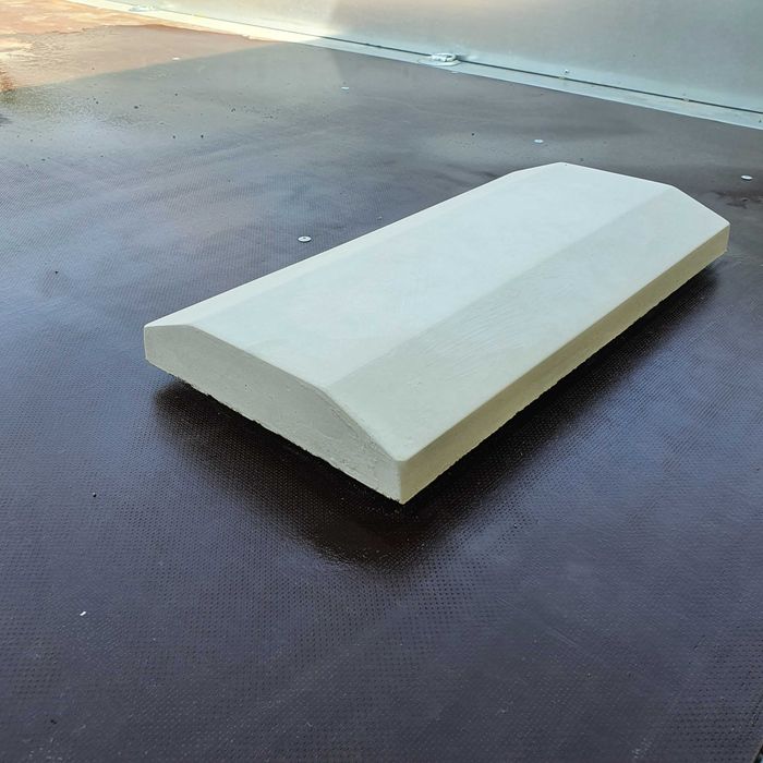 Capace/coame de gard doua ape pentru soclu/fundatie 50 x 20cm