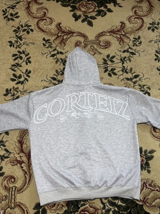 Продам кофту Cortez