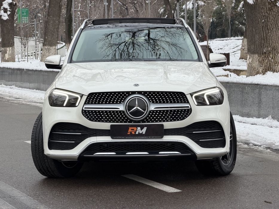 Mercedes Benz GLE450 SUV