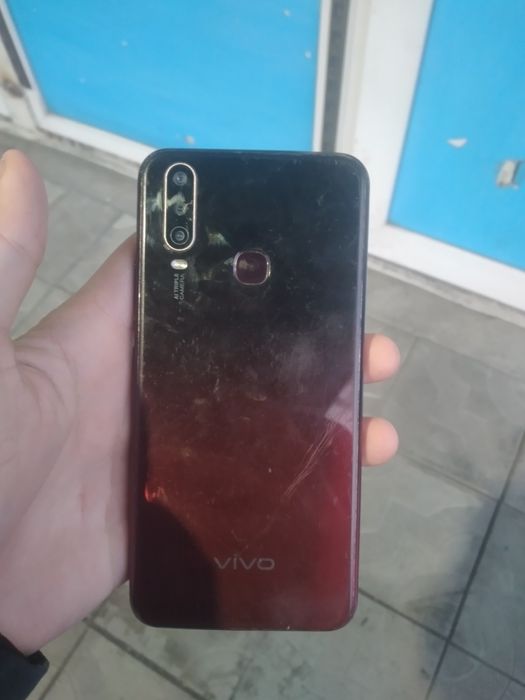 VivoY12 на 64 гб