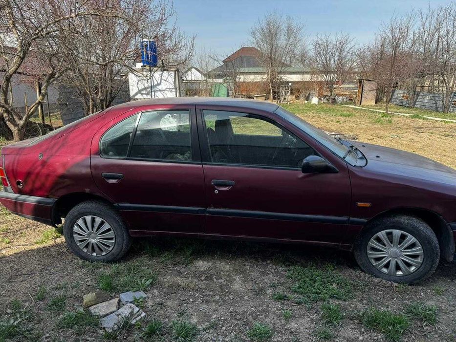 Nissan продам Primera