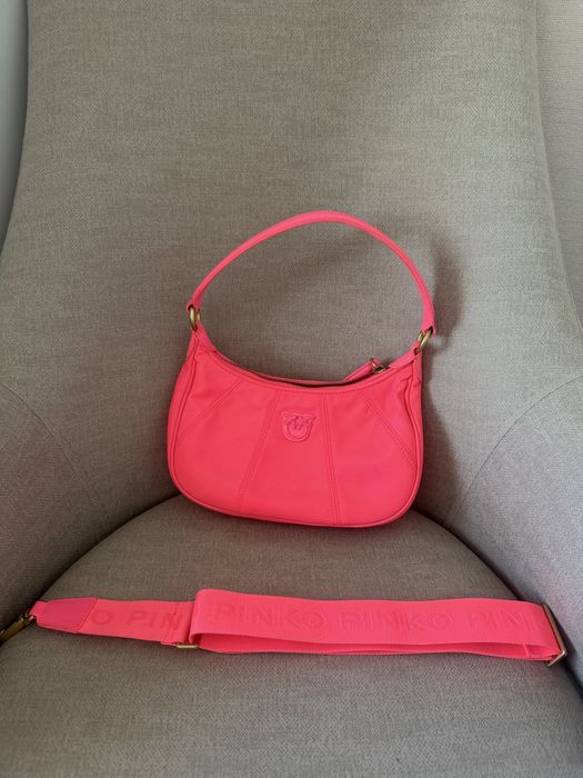 Оригинална дамска чанта PINKO