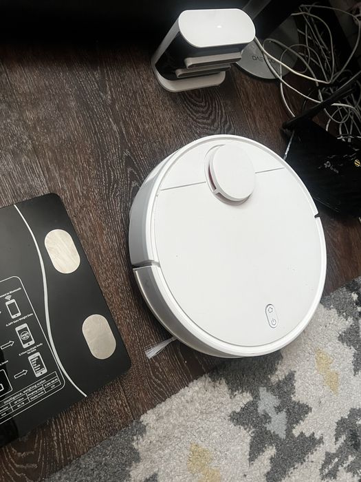 Продам робот пылесос Xiaomi MI ROBOT VACUUM S10
