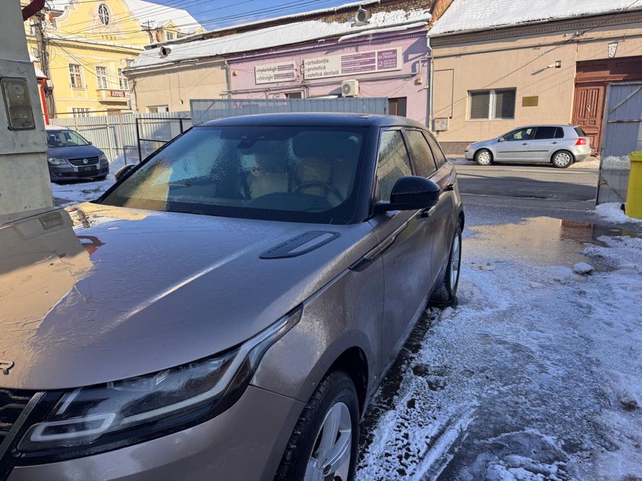 Range rover velar