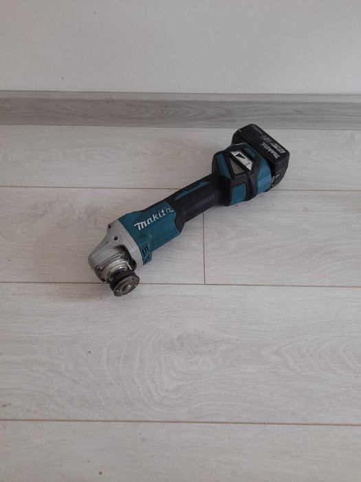 Makita DGA511Z ъглошлайф