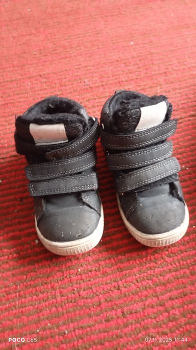 5 пар обуви для мальчика