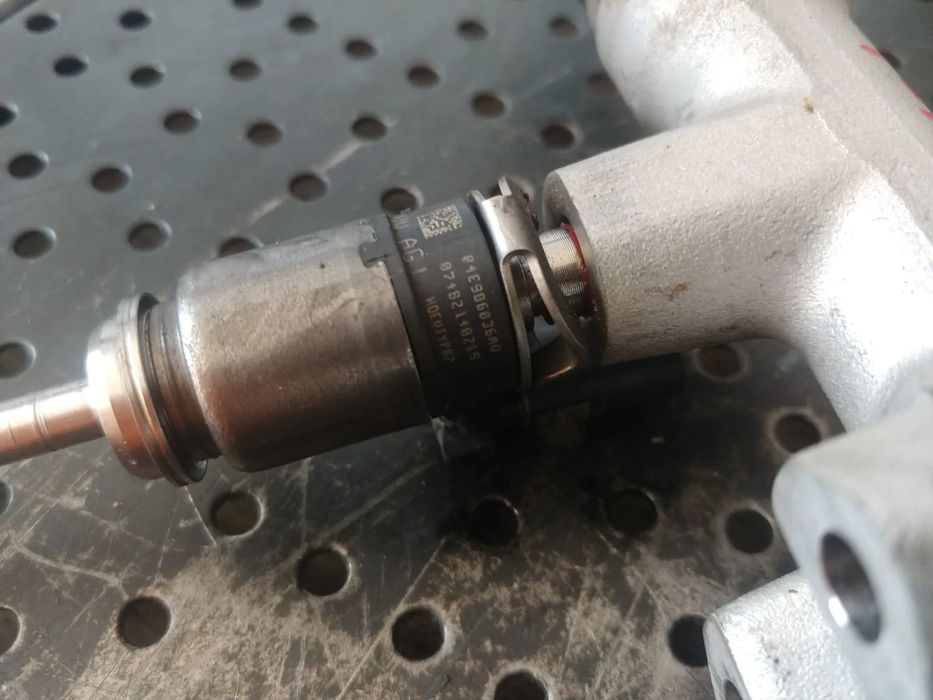 injector 1.5tsi dad vw t-roc golf 7 golf 8 skoda octavia 3 audi a3 8v  04e906036ad