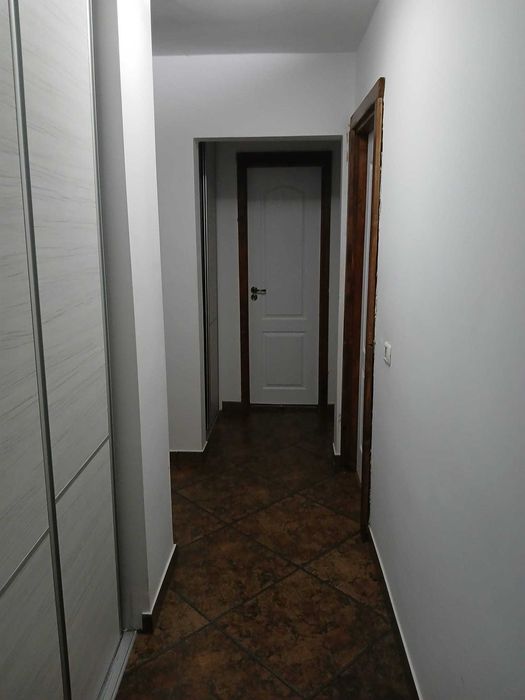 Vand apartament 4 camere