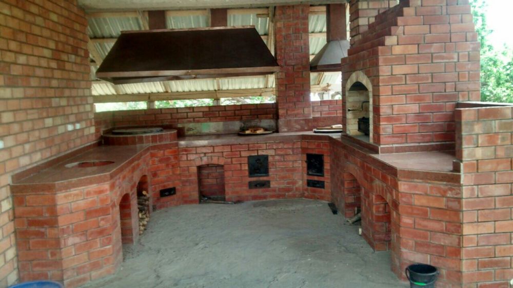 Строем. Летняя кухня. Очаг. Помпейская печь