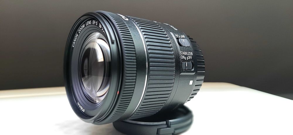 Canon EOS 850D DSLR с Нов обектив EF-S 18-55mm f/4-5.6 IS STM