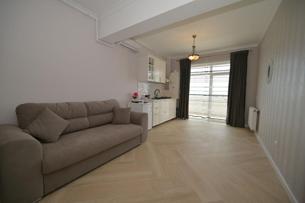 Apartament de 3 camere de închiriat
